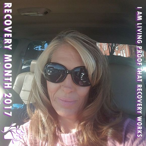 Meet your Posher, Kelly - Picture 1 of 1